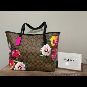 Vintage Rose Print Signature City Tote